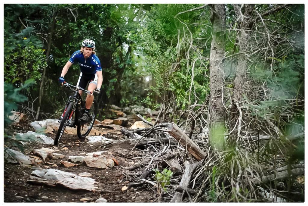 Angus Teeton tackling a rocky section of the 'Ouma Cadles' loop